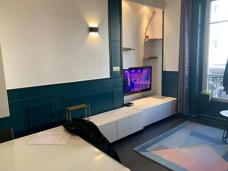 Appartement T2 Plein Coeur De Paris - Hypercentre 0*,  France